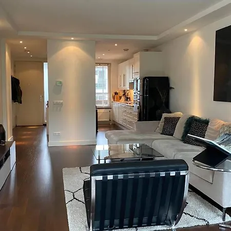 Апартаменты Luxury Appartment With Jacuzzi Амстердам