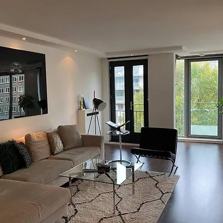 Luxury Appartment With Jacuzzi Апартаменты *